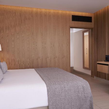 Hotel Atlantica Bay - Adults Only Limassol Exterior foto