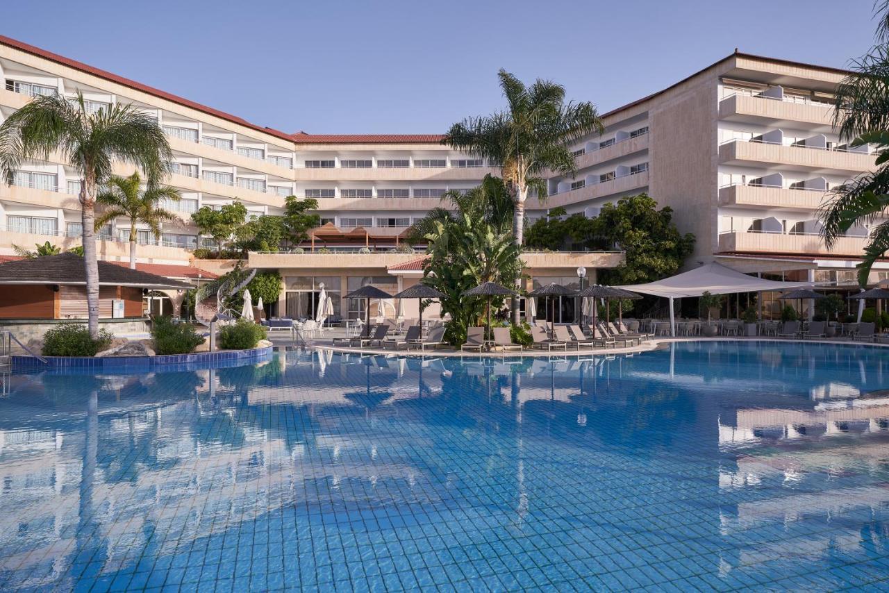 Hotel Atlantica Bay - Adults Only Limassol Exterior foto