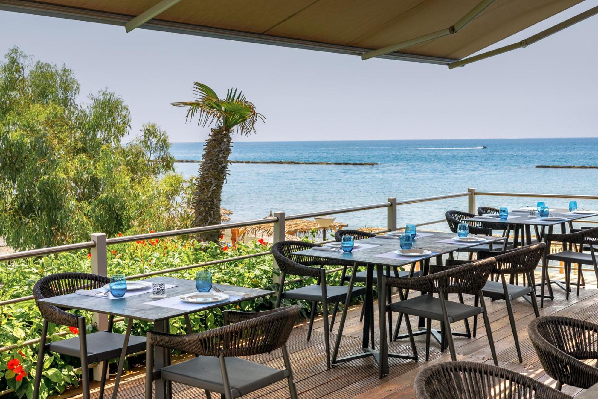 Hotel Atlantica Bay - Adults Only Limassol Exterior foto